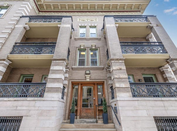 1210 E Colfax Avenue 301, Denver, CO 80218