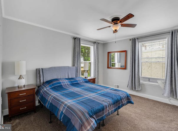 26 N RIDGEWAY AVENUE, GLENOLDEN, PA 19036