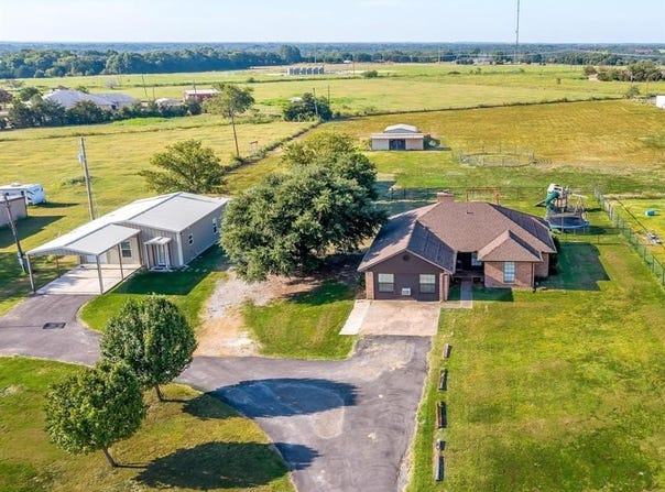 6132 Fm 2415, Alvarado, TX 76009