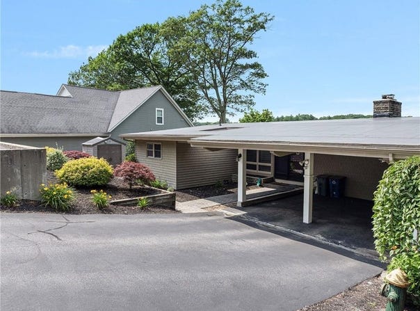 144 Aldrich Road, Glocester, RI 02857
