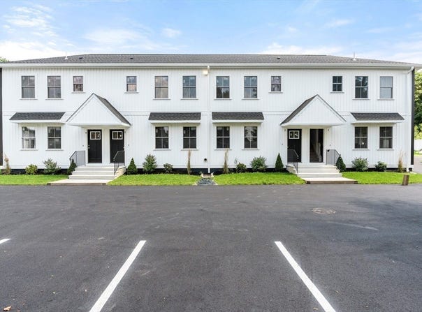 50 Frankfort St, Fitchburg, MA 01420
