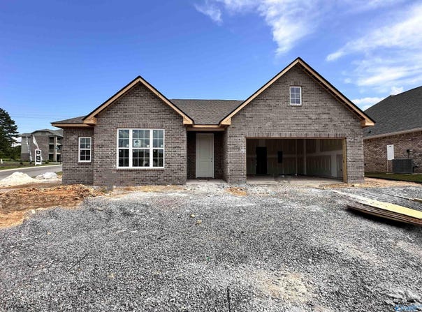 2000 Austin Drive NE, Cullman, AL 35058