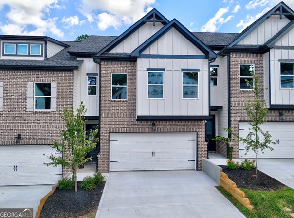 5724 Urban Village, Tucker, GA 30084