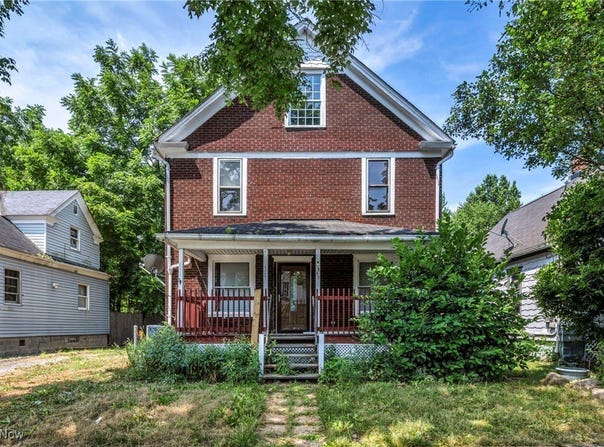 2346 Livingston Avenue, Lorain, OH 44052