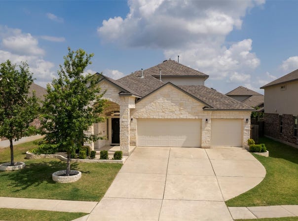 533 Flag LN, Leander, TX 78641