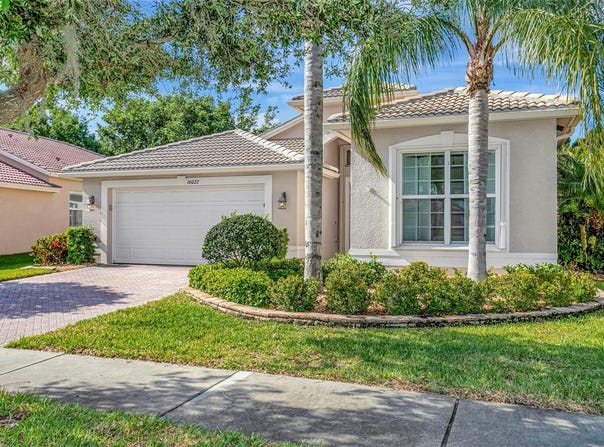 16022 GOLDEN LAKES Drive, WIMAUMA, FL 33598