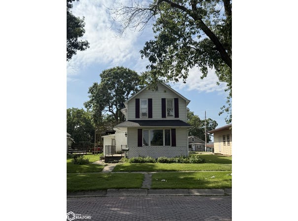 1634 Avenue I, Fort Madison, IA 52627