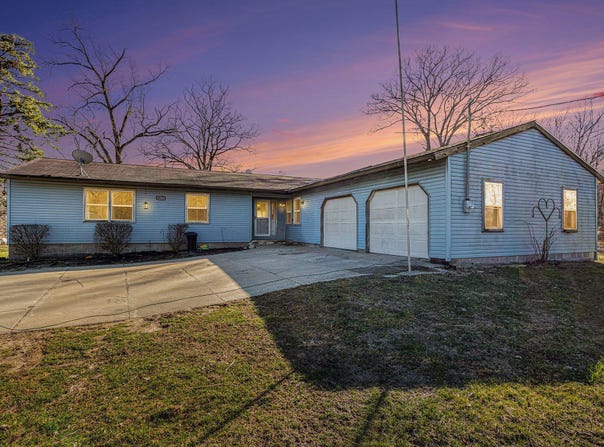 10172 US Highway 12, New Buffalo, MI 49117