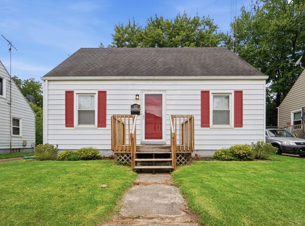 1027 N Burnett Road, Springfield, OH 45503