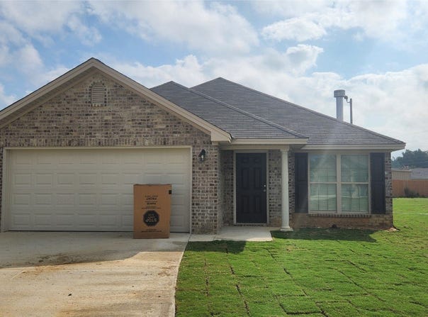79 Gaines Court, Wetumpka, AL 36092