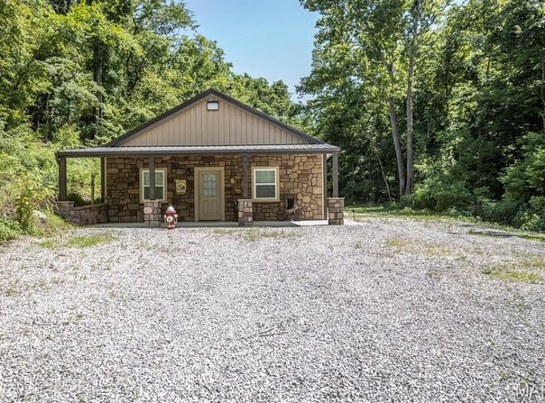 21805 Revere Lane, Waynesville, MO 65583