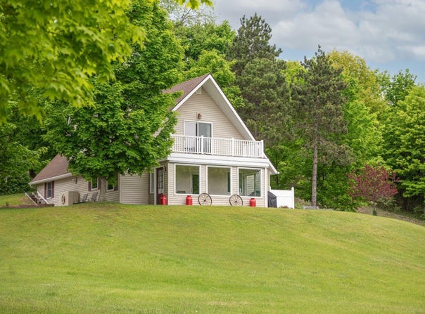 6921 CRAM ROAD, WILLIAMSBURG, MI 49690