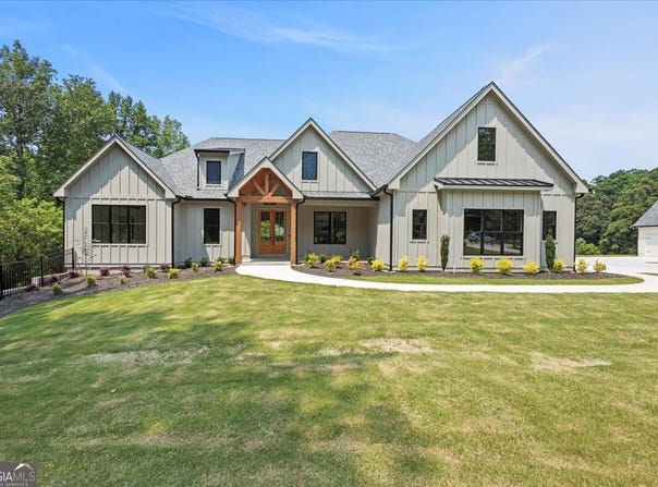 9224 Waldrip, Gainesville, GA 30506