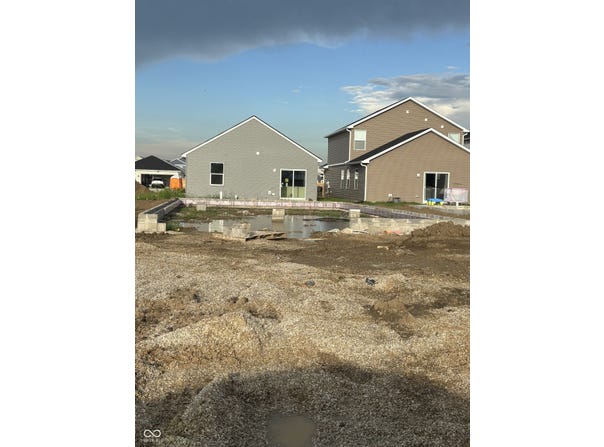 1083 Tomahawk Place, Martinsville, IN 46151