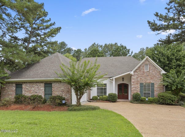 144 Whisper Lake Boulevard, Madison, MS 39110