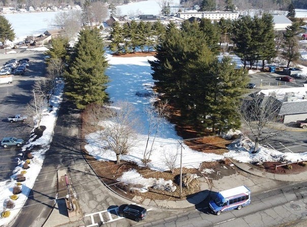 368 Main St, Sturbridge, MA 01566