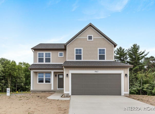 1967 Lowe Drive, Spring Lake, MI 49456