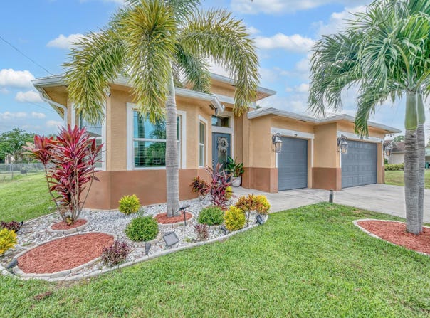 2082 SW Idaho Lane, Port Saint Lucie, FL 34953