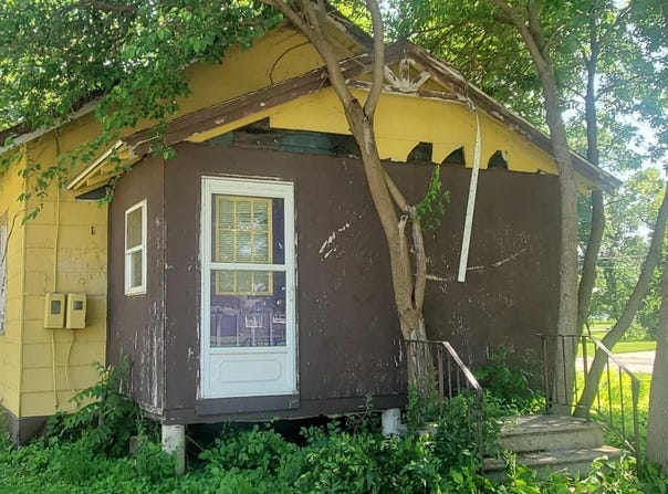 510 Ash Avenue W, Swea City, IA 50590