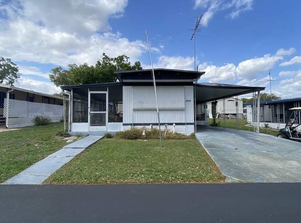 39619 Calamanda Ave, Zephyrhills, FL 33542