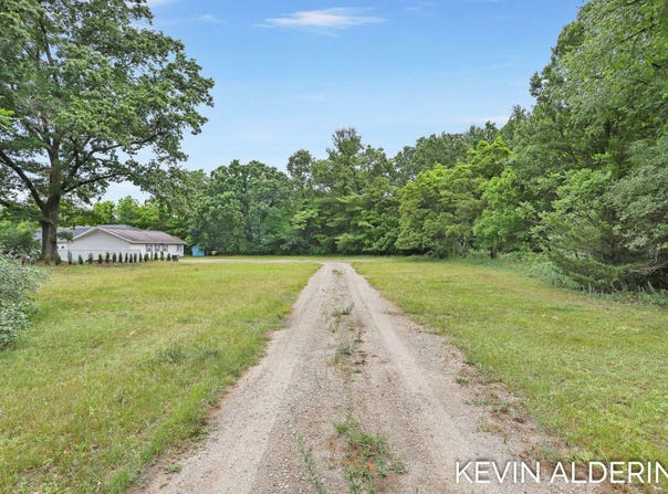 5395 REVEILLE ROAD, FENNVILLE, MI 49408
