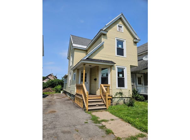 317 Pleasant Ave, Herkimer, NY 13350