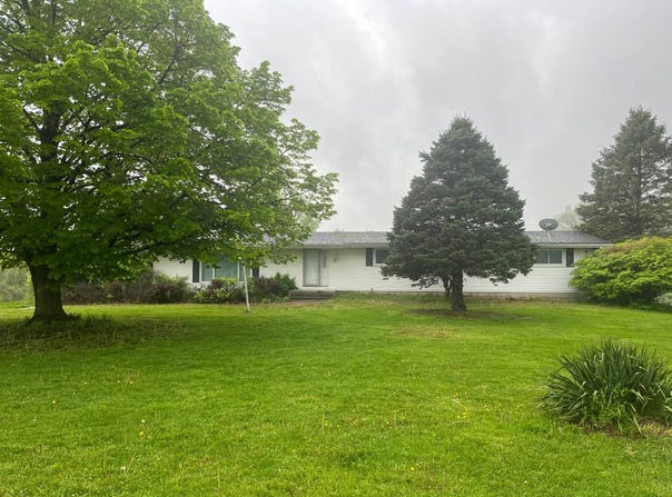 12328 E 1275th Ave, Robinson, IL 62454
