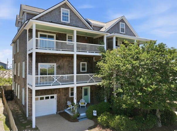 112 Robin Avenue, Atlantic Beach, NC 28512