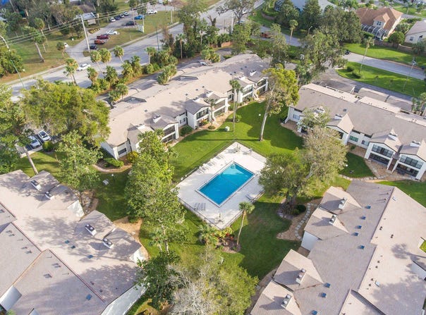 1 Tomoka Oaks Boulevard, Ormond Beach, FL 32174