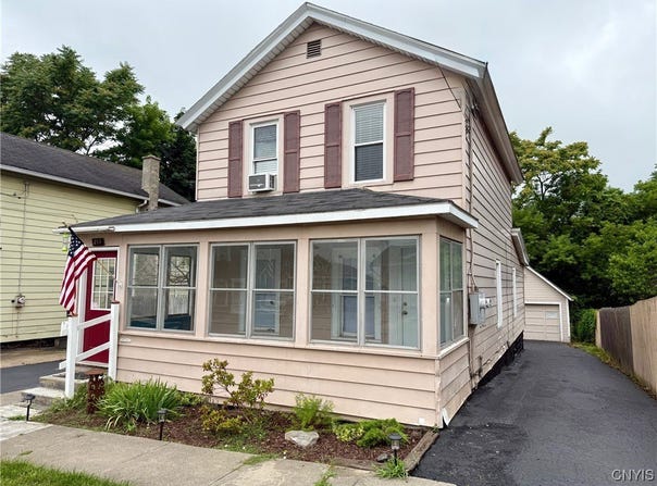 211 Pharis Street, Syracuse, NY 13204