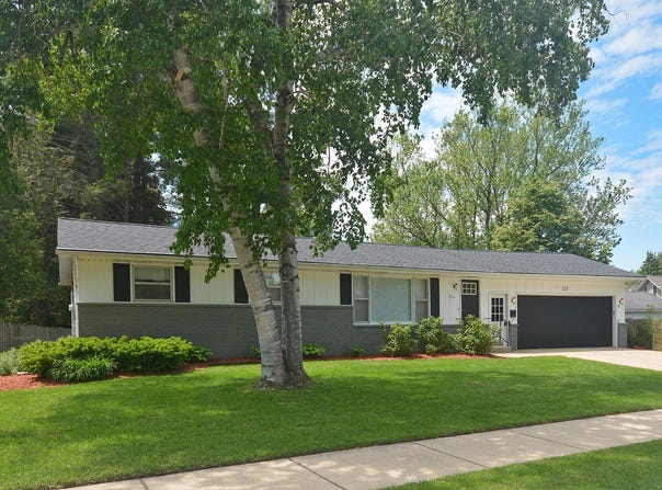 222 S Park Street, Zeeland, MI 49464