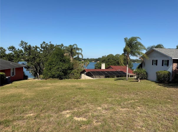 TOPPING PLACE, EUSTIS, FL 32726