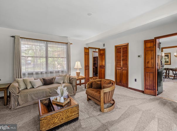 19 MILLER DRIVE, SEWELL, NJ 08080
