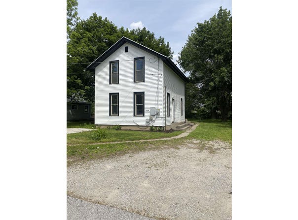 1824 Boxcar Lane, Auburn, IN 47606