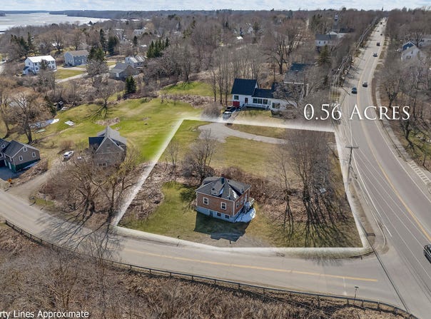 76 Fish Street, Thomaston, ME 04861