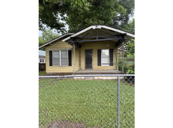 511 N Oak Street, Morrilton, AR 72110