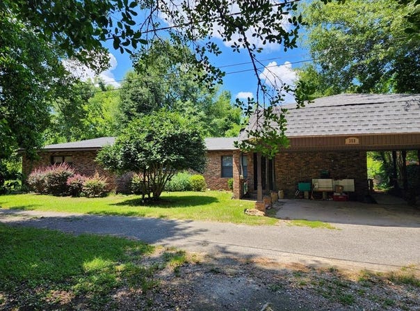 358/356 Hull St, Colquitt, GA 39837