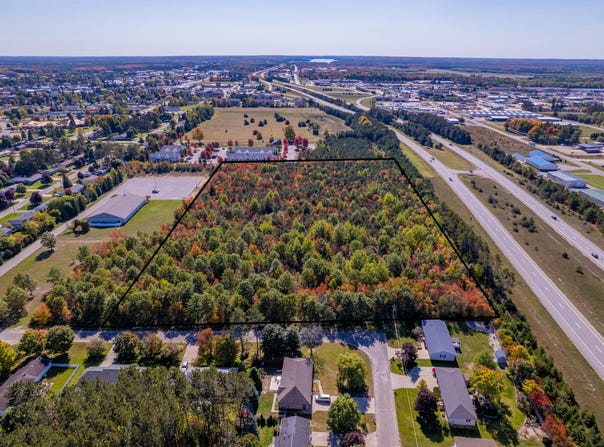 Schreur Street, Gaylord, MI 49735