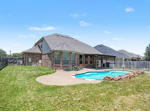 4310 Garden Path Lane, Mansfield, TX 76063