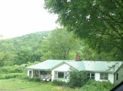 395 Smokey Ave, Schevenus, NY 12155