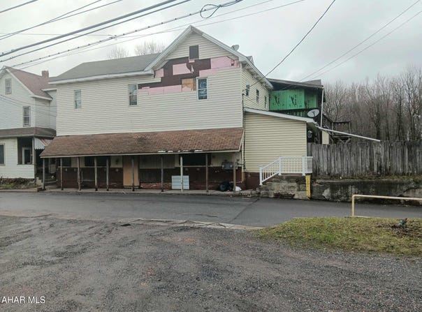 108 Penn Ave Avenue, Cresson, PA 16630