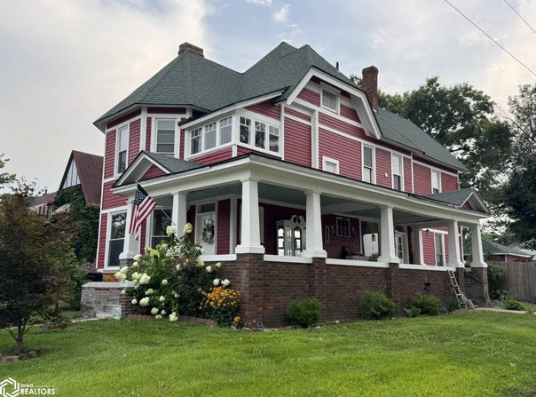 800 Drake Avenue, Centerville, IA 52544