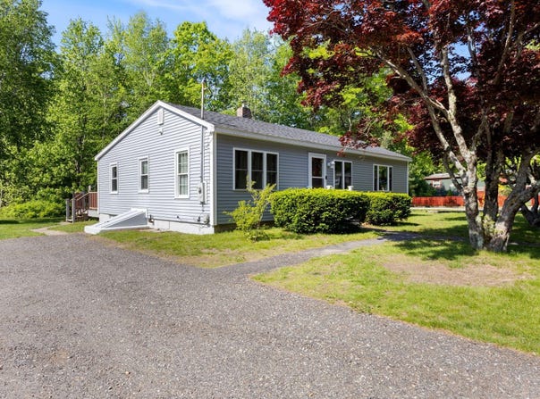 165 Temple Avenue Avenue, Old Orchard Beach, ME 04064