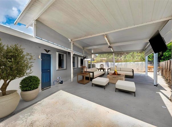 2817 NE 10th Ave, Wilton Manors, FL 33334