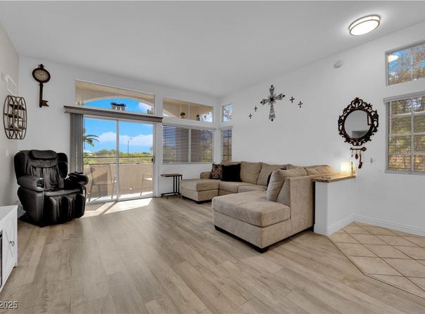 3125 N Buffalo Drive, Las Vegas, NV 89128