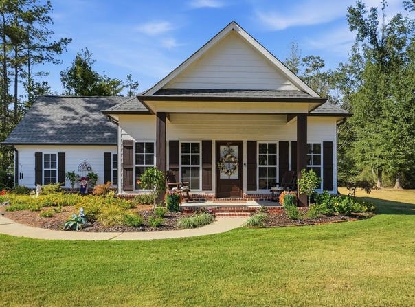 916 HWY 7 S, WATER VALLEY, MS 38965