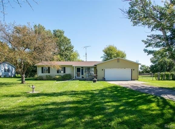 1474 N Nichols Road, Clayton Twp, MI 48433