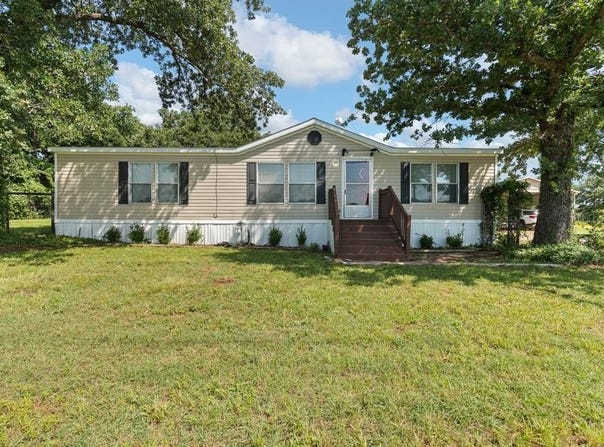 1381 Fm 67, Covington, TX 76636