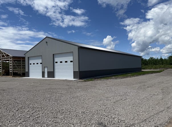 5605 Commerce Boulevard, Indian River, MI 49749