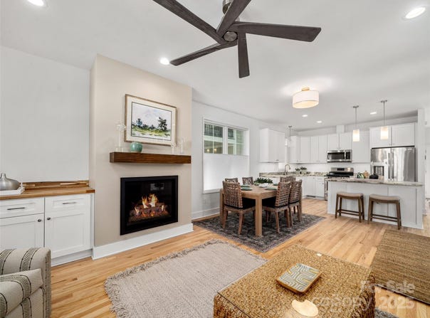 36 Skyvue Court, Saluda, NC 28773